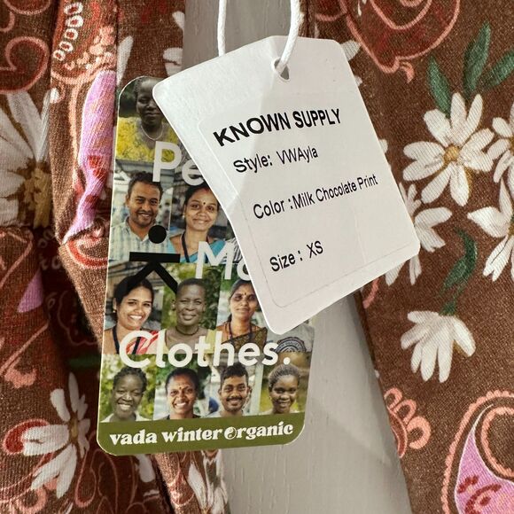 Vada Winter Ayla Bell Sleeve Floral‎ Dress Dimestore Cowgirl Women's Size XS NWT - Picture 5 of 9